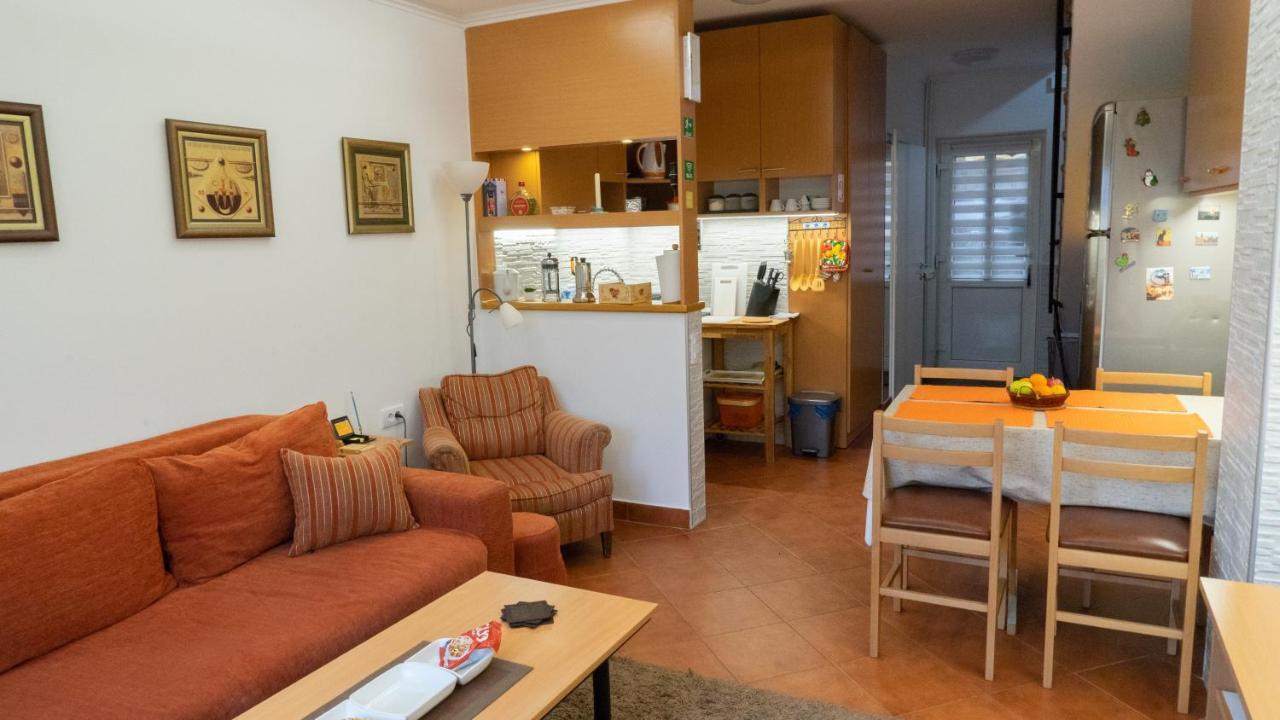 Apartment Akacija Gardens Beograd Eksteriør bilde
