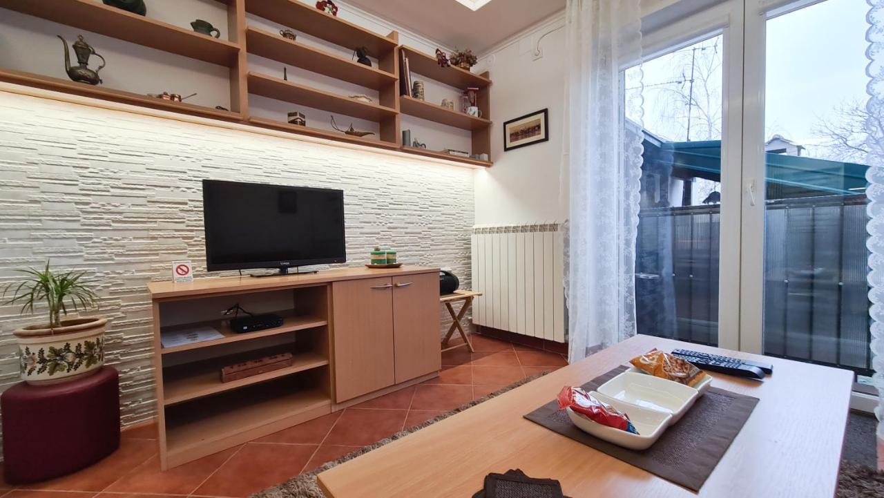 Apartment Akacija Gardens Beograd Eksteriør bilde