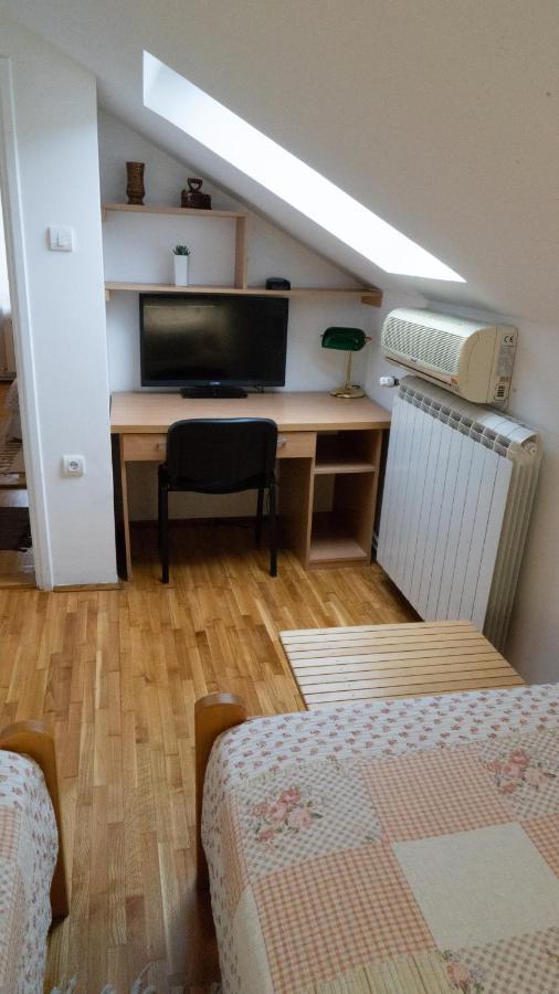 Apartment Akacija Gardens Beograd Eksteriør bilde