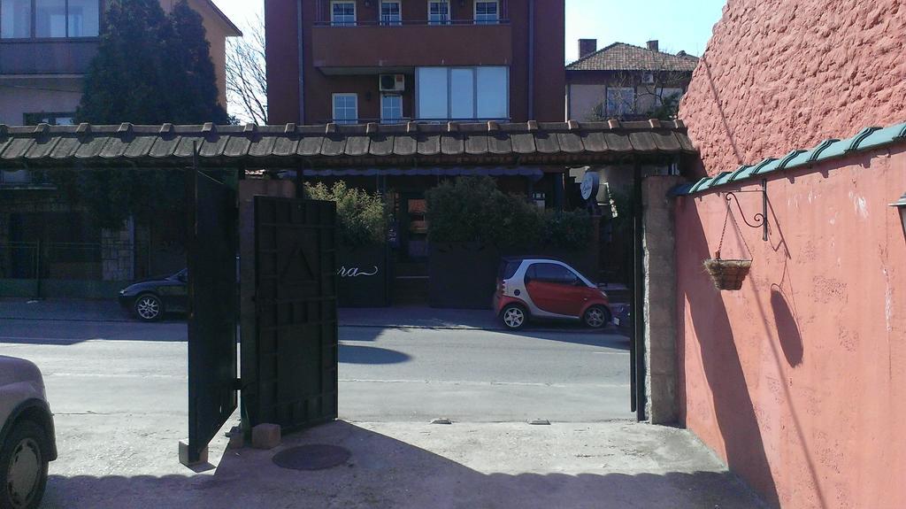 Apartment Akacija Gardens Beograd Eksteriør bilde