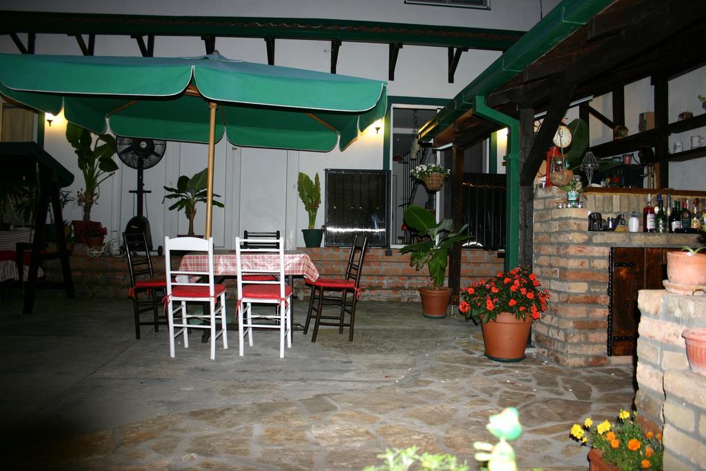 Apartment Akacija Gardens Beograd Eksteriør bilde