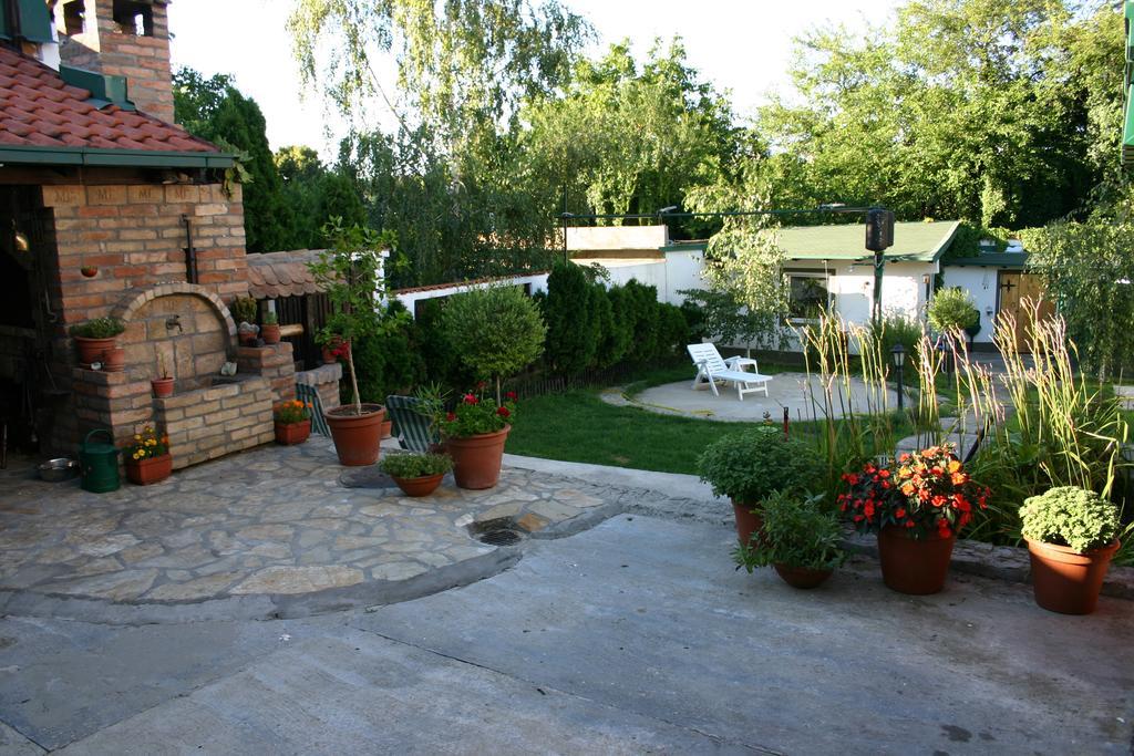 Apartment Akacija Gardens Beograd Eksteriør bilde